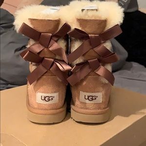 Uggs Bailey Bow ll boot